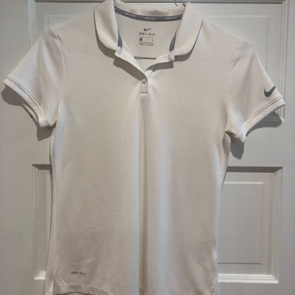 Nike white Golf Shirt